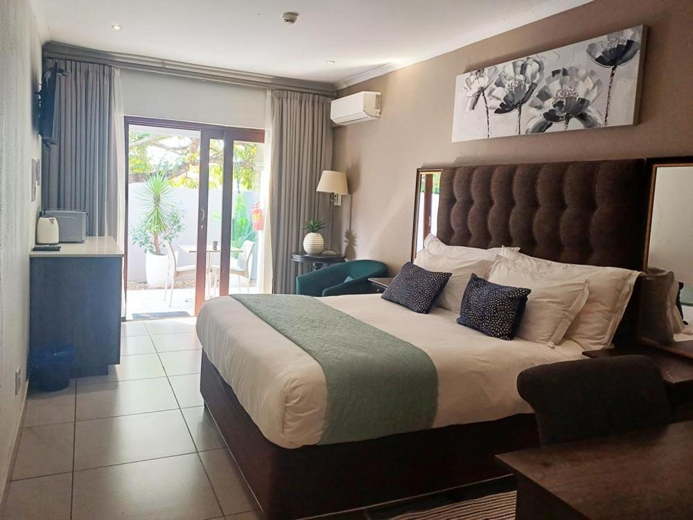Bonim Guesthouse - Aka Magisha Guesthouse Mbombela Room photo